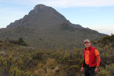 Mauricio Odio in front of Kamuk Peak - Kamuk Trekking Expedition © by OA:modio